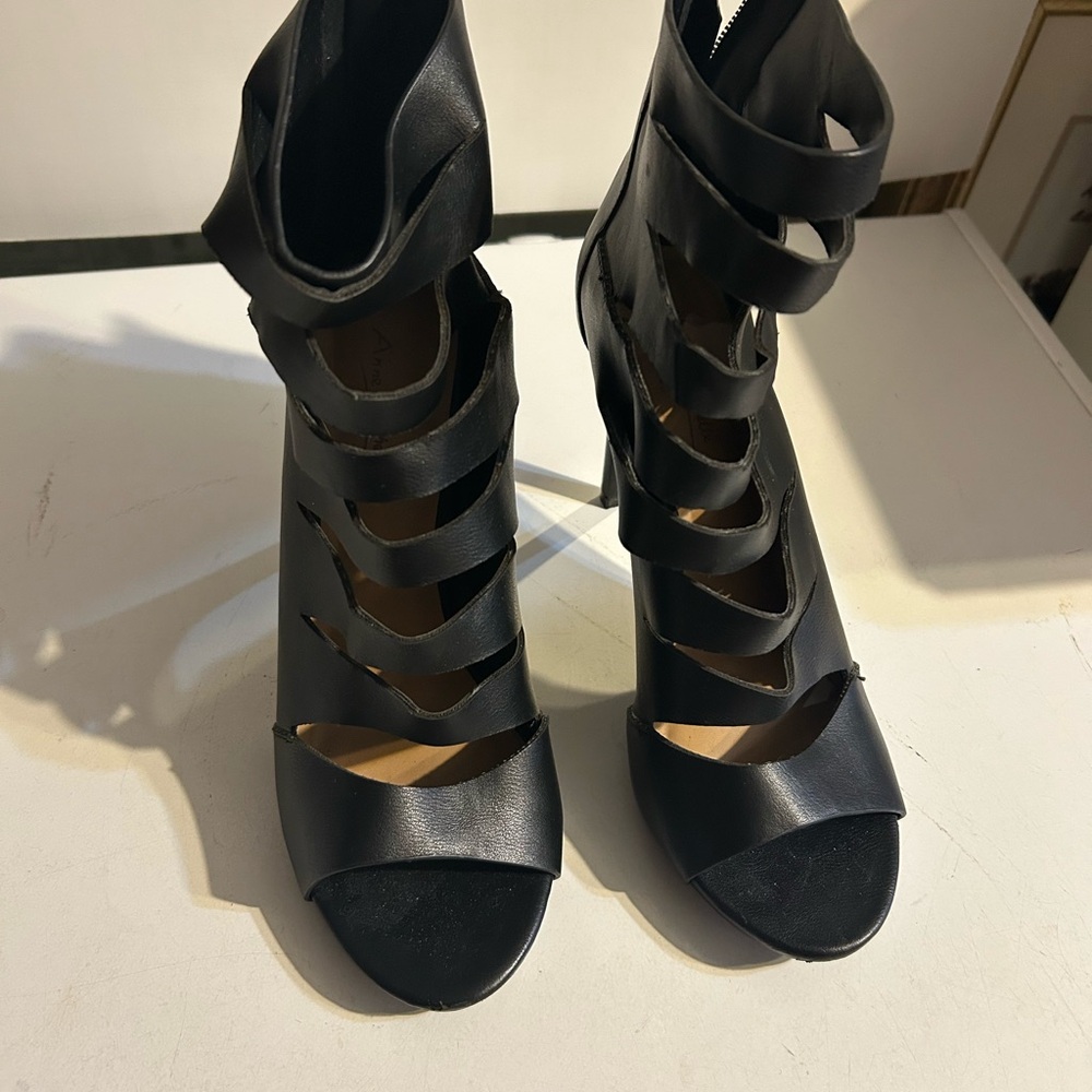 Black Strappy Women's Sandals